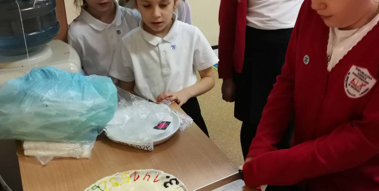 Światowy dzień liczby π w NSP im. Św. Tomasza z Akwinu