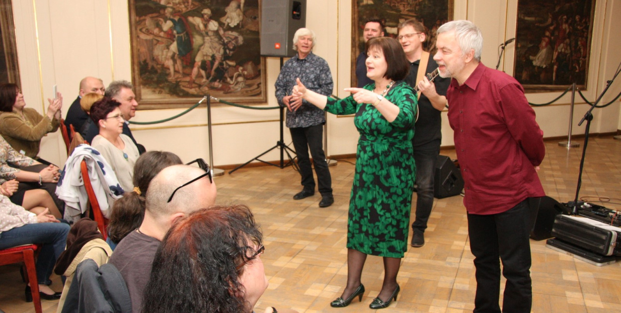  Koncert grupy muzycznej "U Studni" w Zamku Piastów Śląskich…