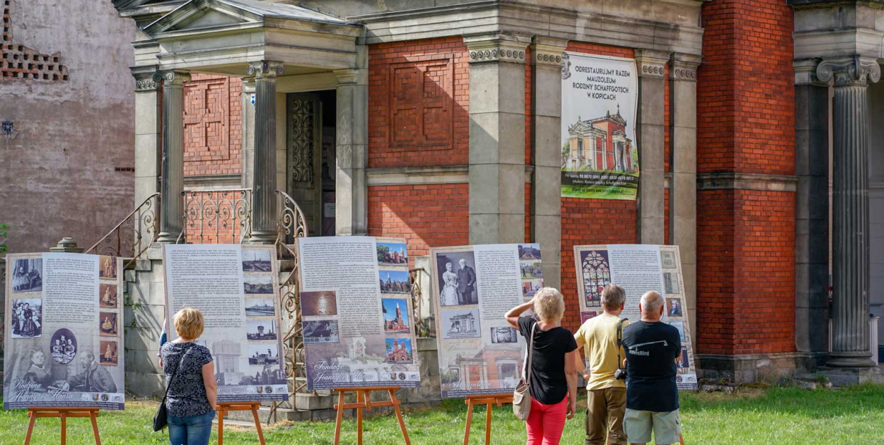  Upamiętnili pamięć Joanny w 176. rocznicę urodzin. Promocja odbudowy…