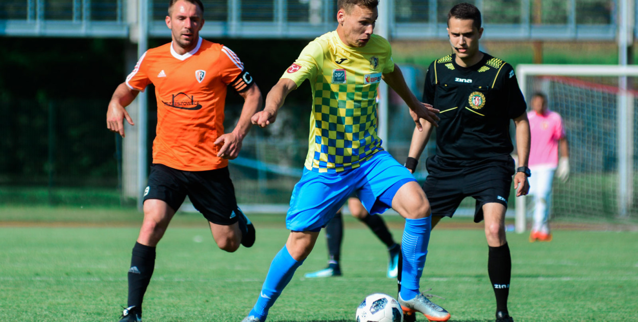 Remis Stali w derbach [fotorelacja]