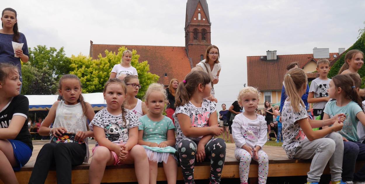 Ulewa dzieciom niestraszna. Piknik rodzinny w Szydłowicach [fotorelacja]