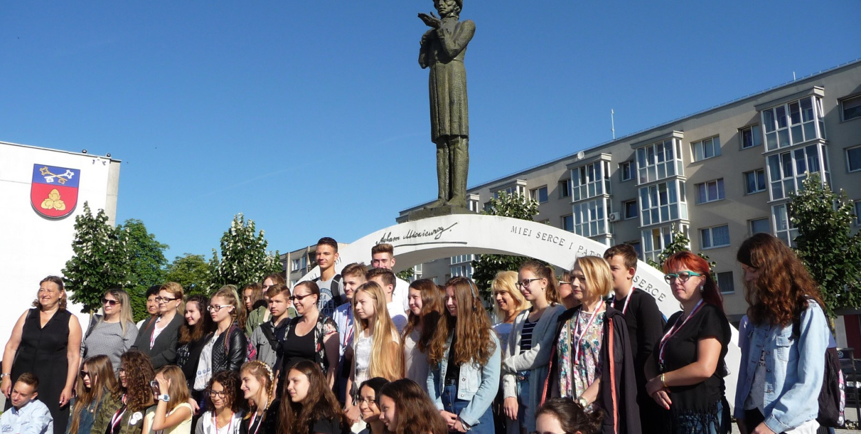  Wielopokoleniowa integracja kulturowa z Polakami na Litwie.  Śladami…