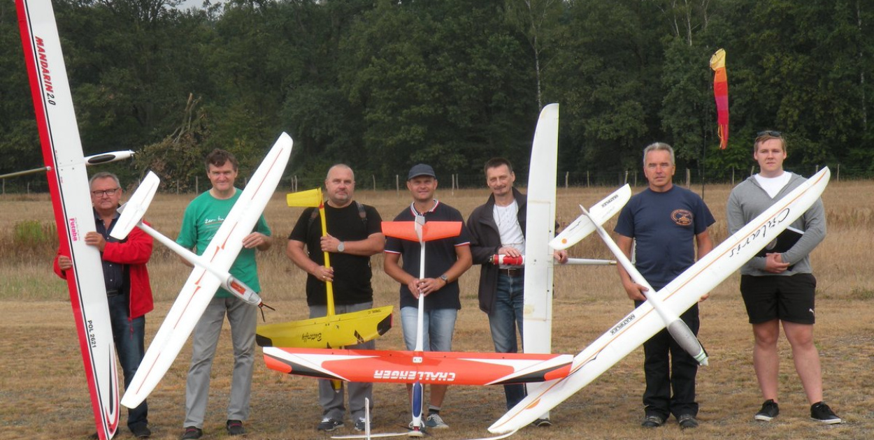 XXI zawody modelarzy w Nowym Folwarku