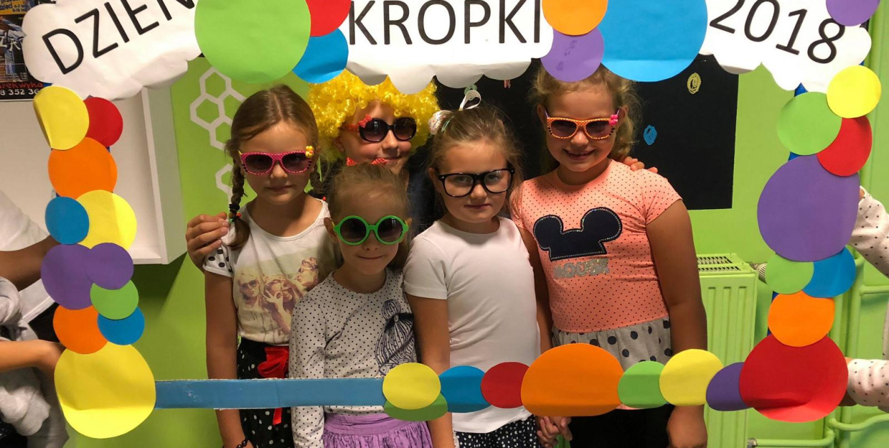 Zakropkowana i kreatywna Ósemka