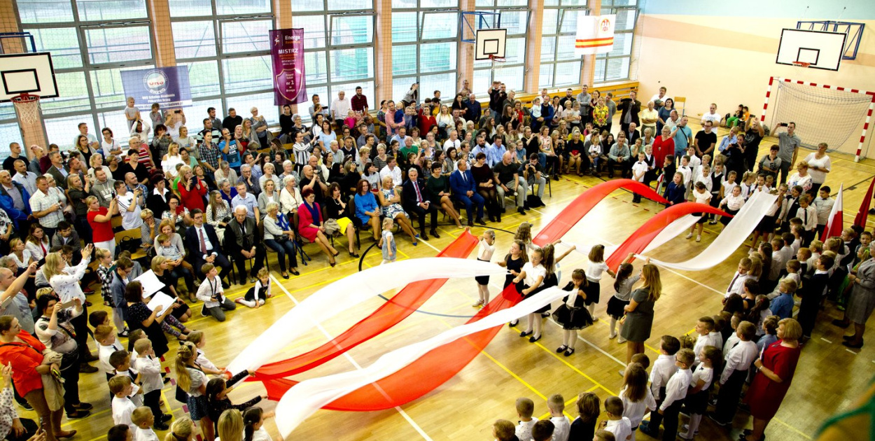  Ślubujemy, że nie zawiedziemy. Pasowanie na pierwszaka w Publicznej…