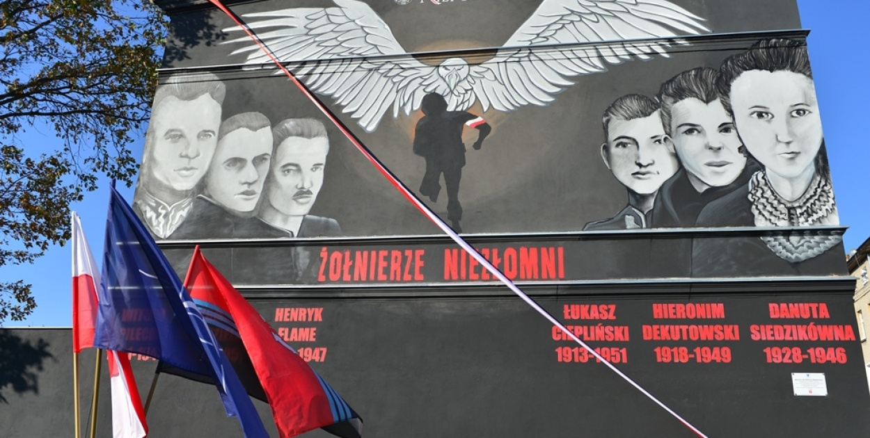 Służymy Niepodległej