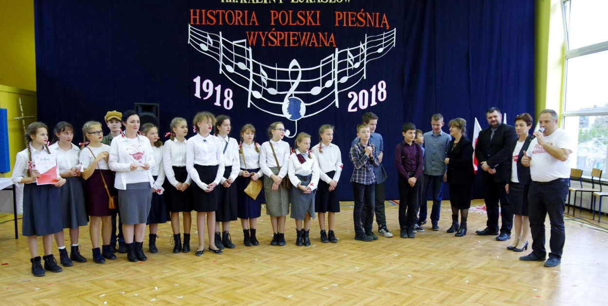 Historia Polski pieśnią wyśpiewana