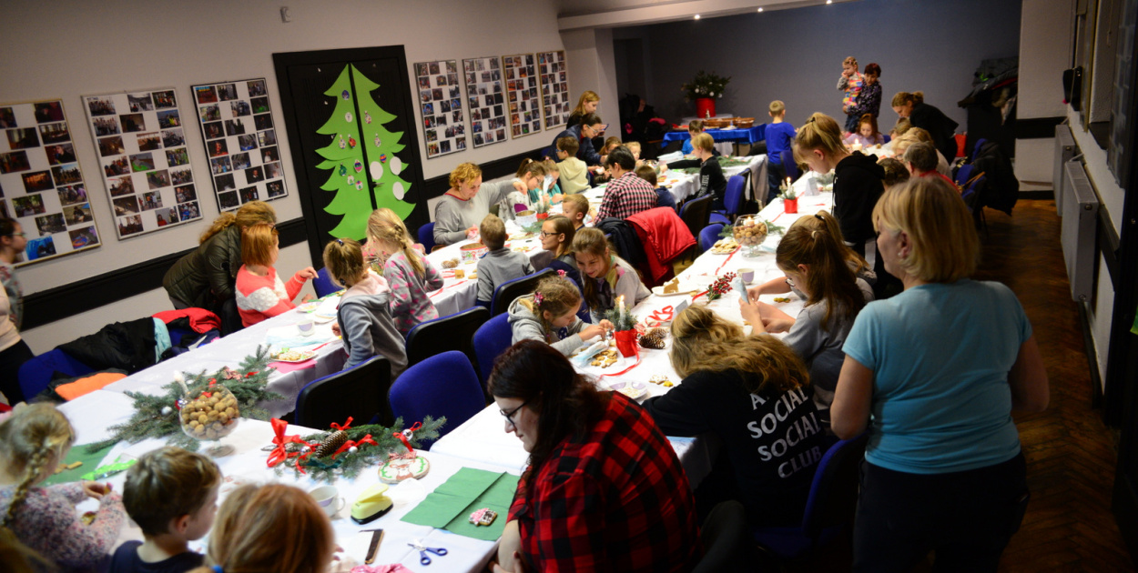 Pierniczkobranie w Domu Kultury