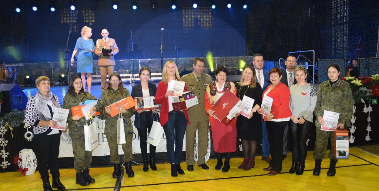  "Piękna nasza Polska cała..." - koncert Reprezentacyjnego Zespołu…