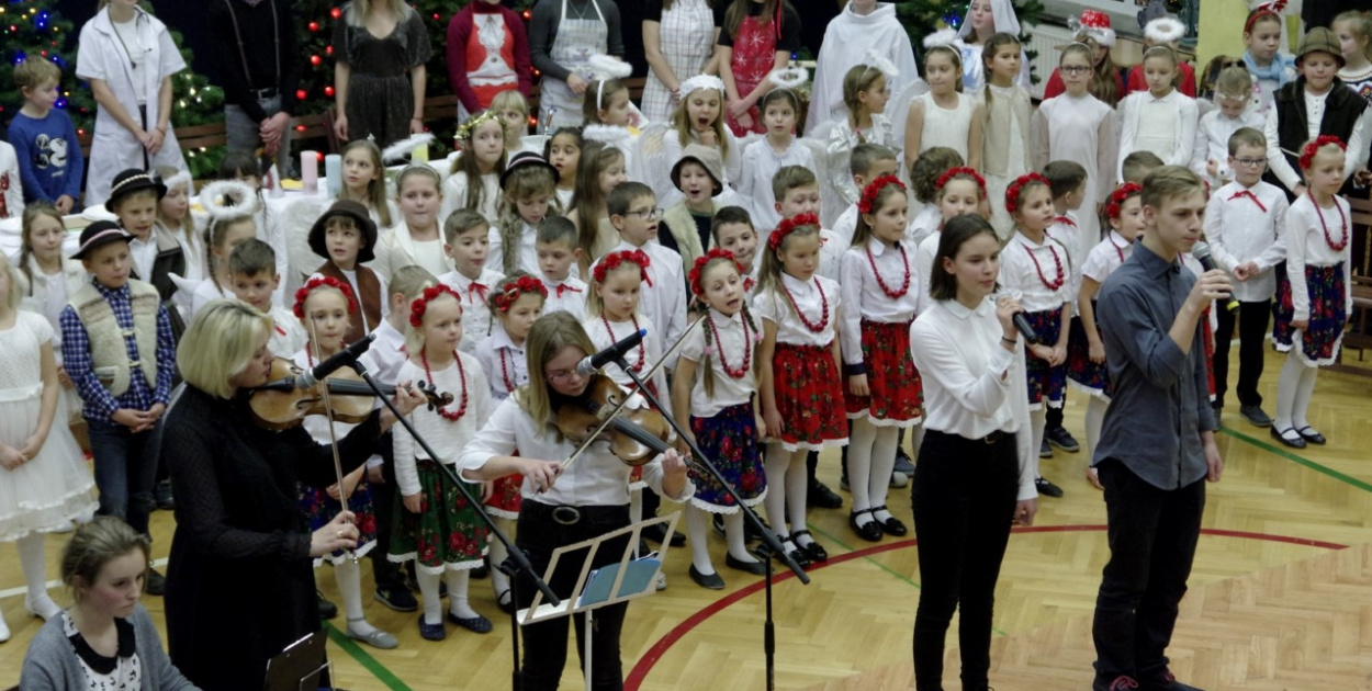  "Najlepsze prezenty ukryte są w sercach..." - nietypowe Jasełka w…