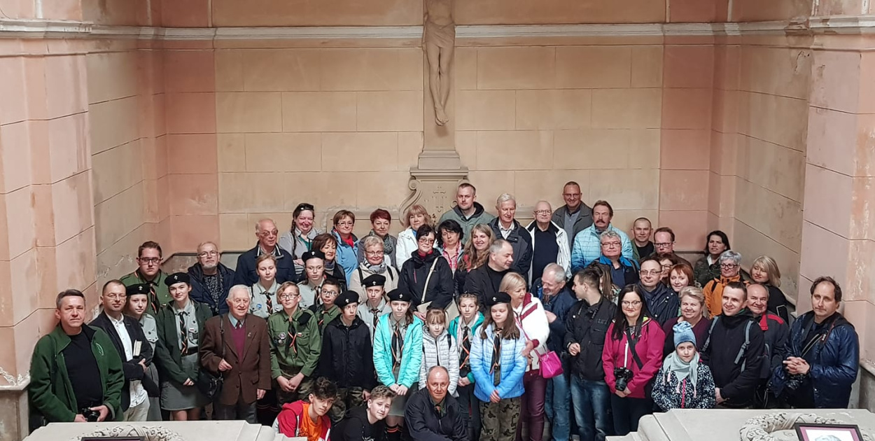 Przy pałacu w Kopicach zapanował porządek