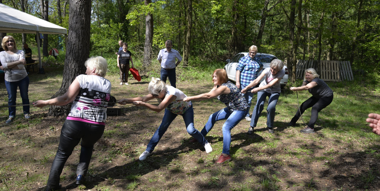 "Przywitanie Lata" - piknik turystyczny członków koła PTTK Jarzębina