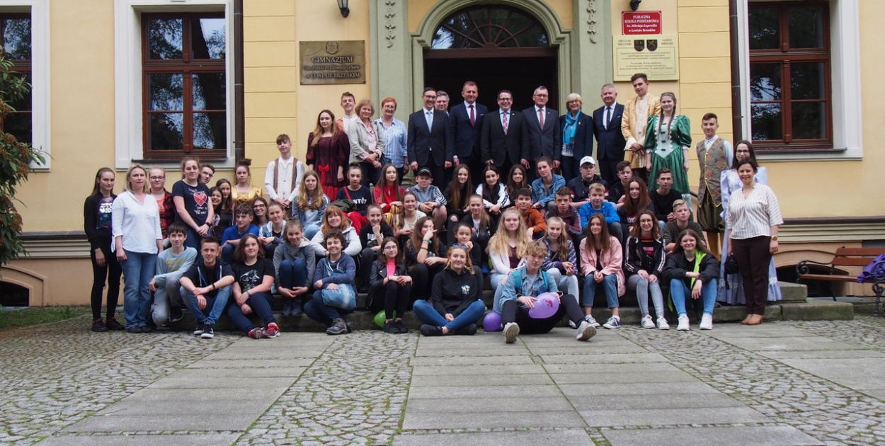  "STEM-Spaß in Lewin Brzeski"  Wymiana młodzieży PSP z Lewina Brzeskiego…