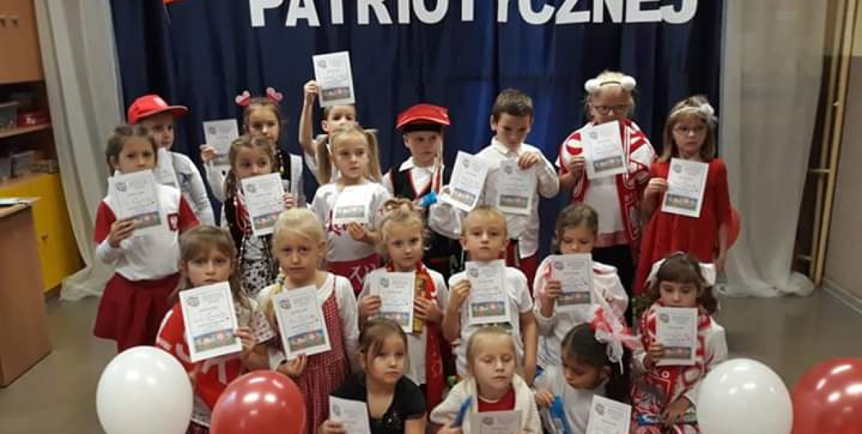 Realizacja Projektu Edukacyjnego "Piękna Nasza Polska Cała" w Przedszkolu…