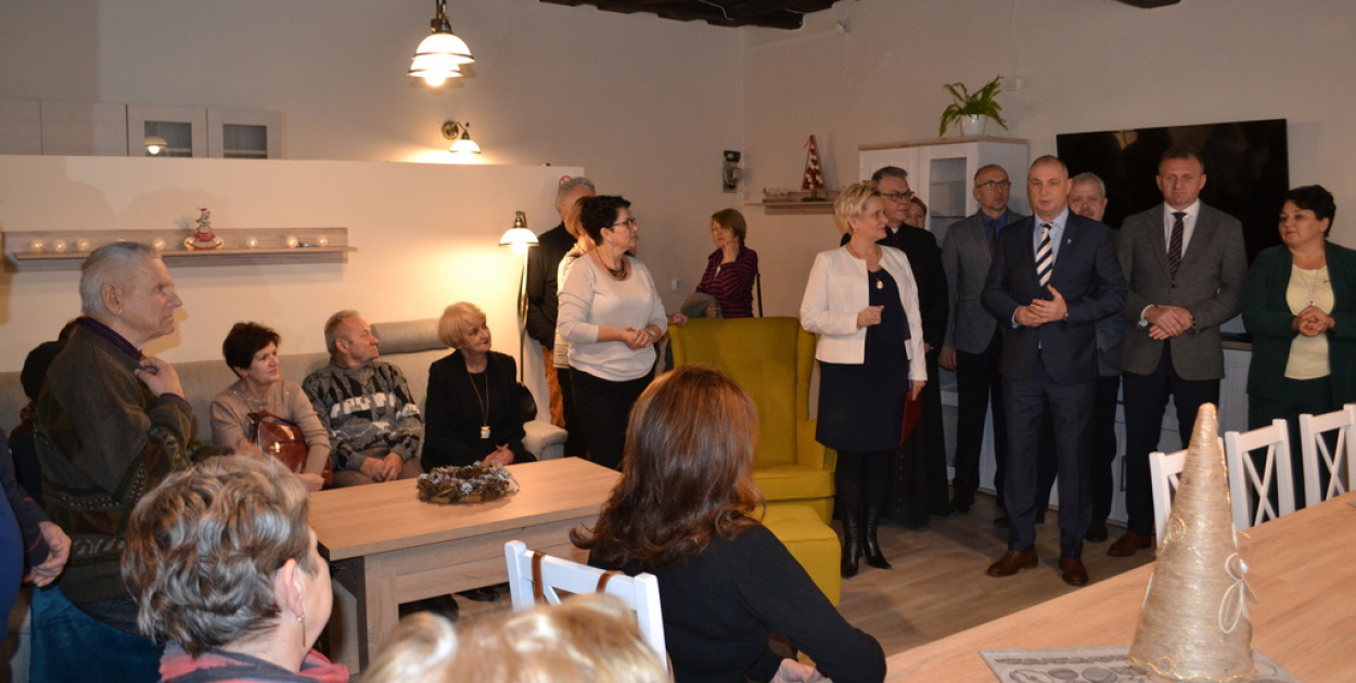 Klub Seniora w Lewinie Brzeskim otwarty