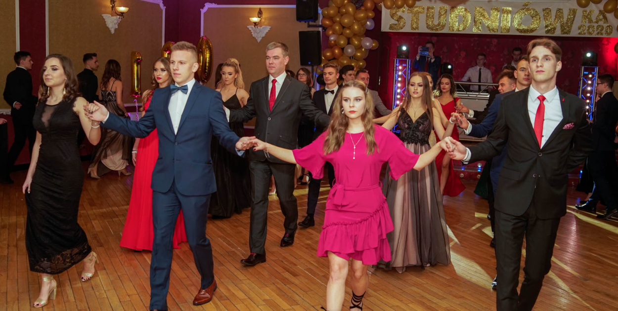 Studniówka 2020 w II Liceum Ogólnokształcącym w Brzegu [zdjęcia]