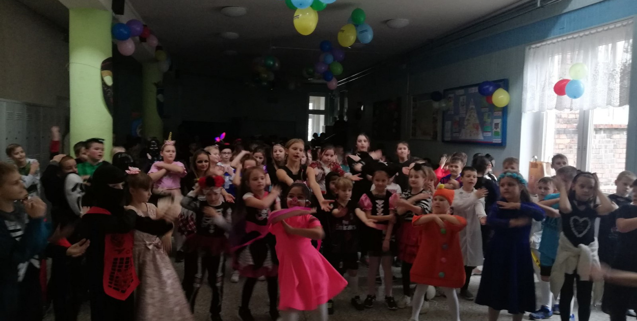 Magiczny Bal Karnawałowy w PSP5 Brzeg