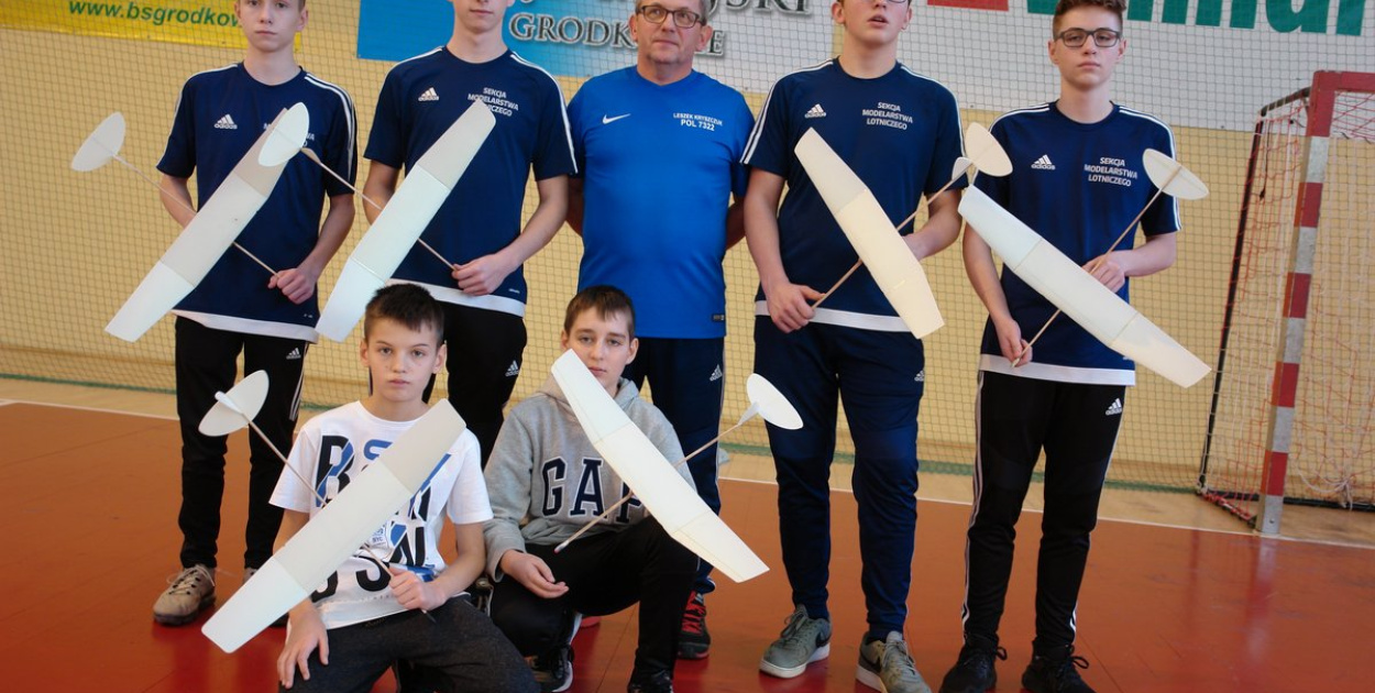 Modelarze latali w Grodkowie