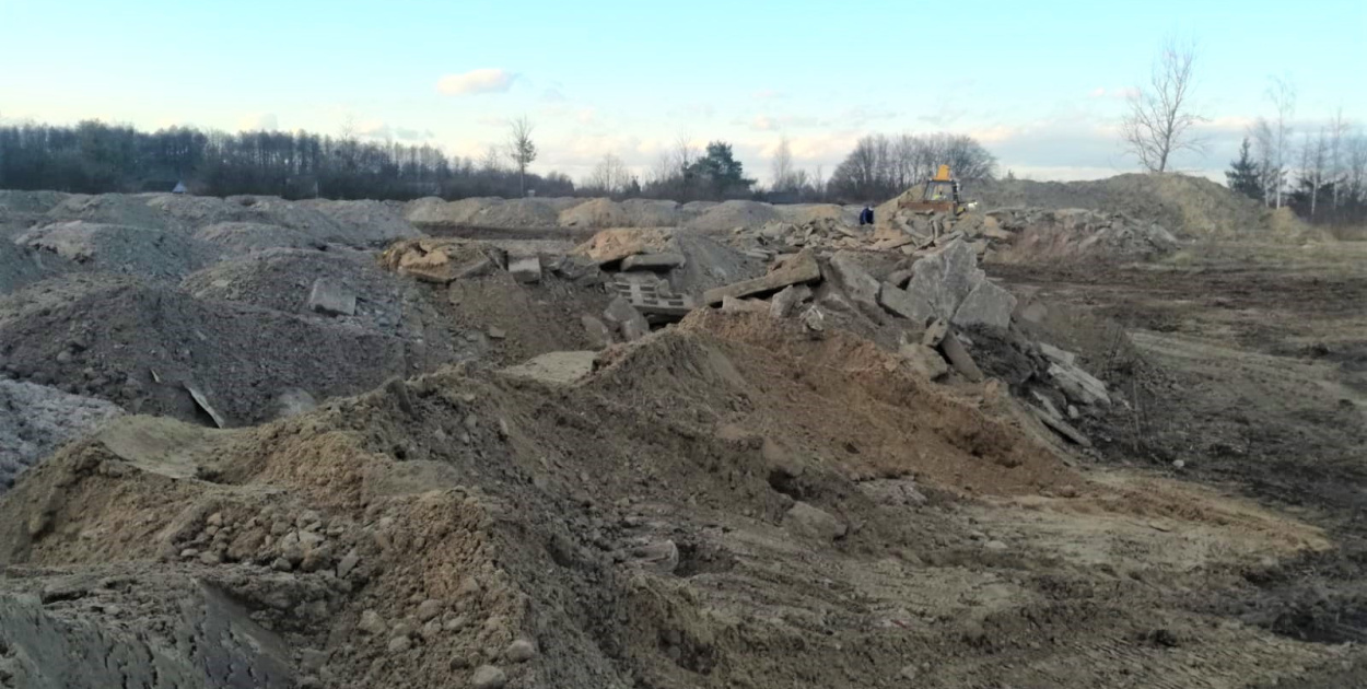  "Rekultywacja po skarbimiersku", czyli jak po cichu pozbyć się odpadów…