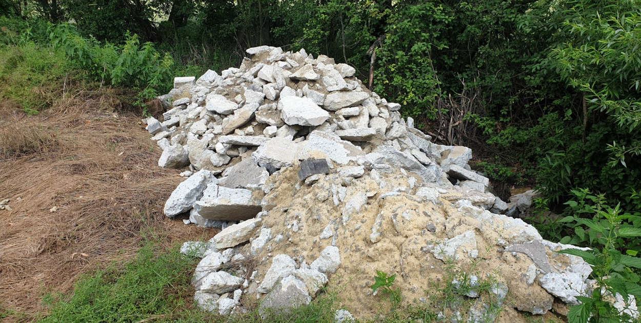  Po naszej publikacji wójt Andrzej Pulit nakazuje usunięcie gruzu. To…