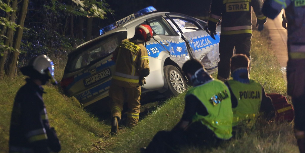 Nowe informacje w sprawie zderzenia radiowozu z osobówką