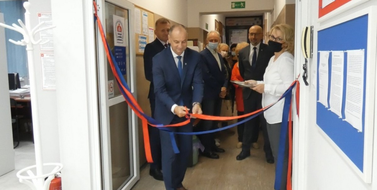 Uroczyste otwarcie Biblioteki w Lewinie Brzeskim