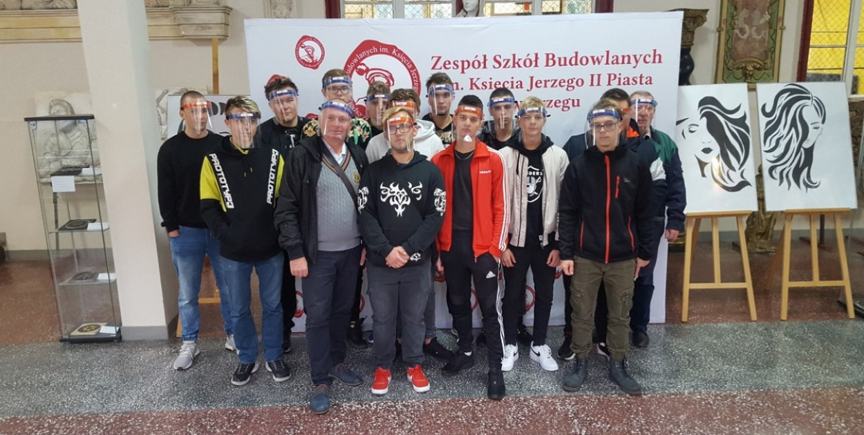 Wsparcie dla ZSB Brzeg z programu "Młode Kadry" Inter Cars