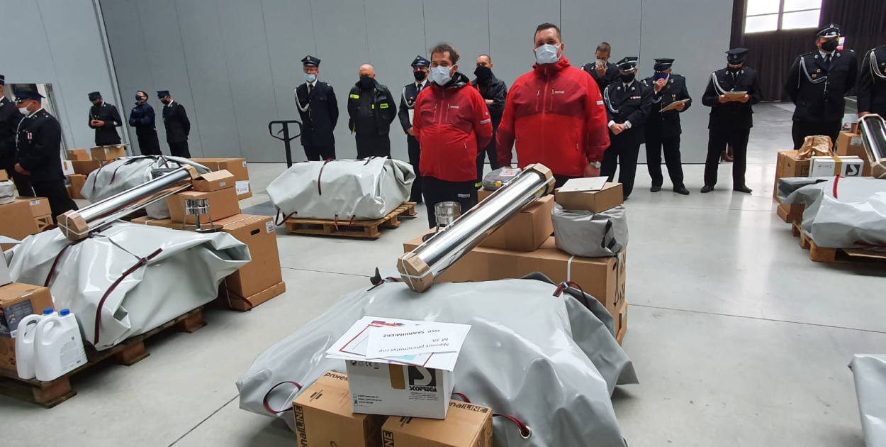 Ochotnicze jednostki straży pożarnej otrzymały nowy sprzęt