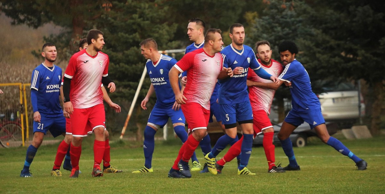  Victoria Dobrzyń uległa liderowi. "Zbyt łatwo straciliśmy gole"…