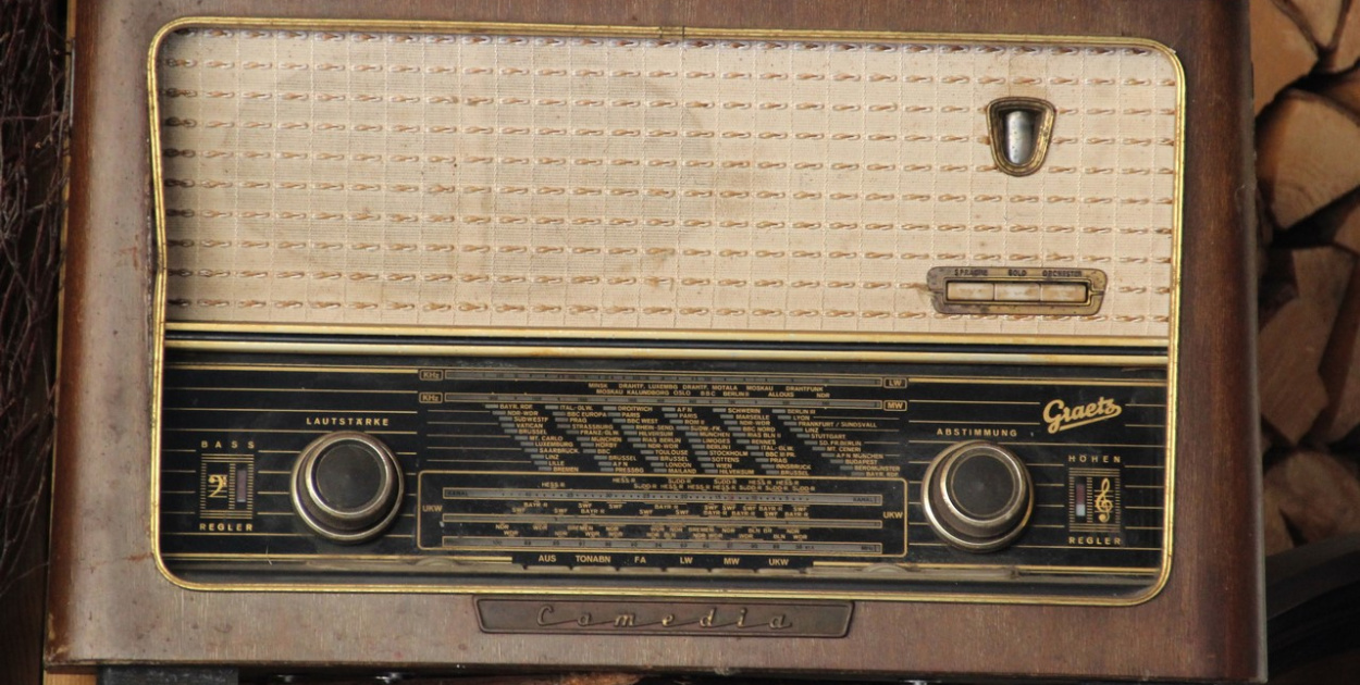 13 lutego - Nikola Tesla, Radio Wolna Europa i prezerwatywy