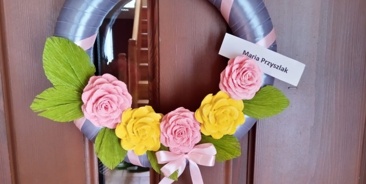 Seniorzy robili wianki