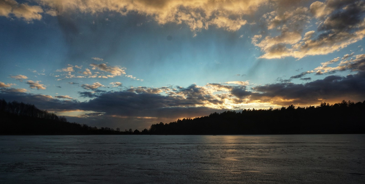  Ochłodzenie w sobotę i powrót ciepła w niedzielę - synoptyczna…