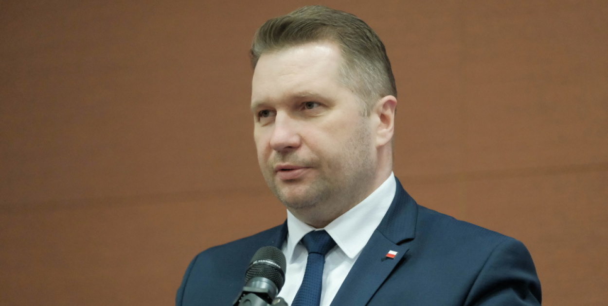 Minister Czarnek: od 1 września do szkół wróci przysposobienie obronne