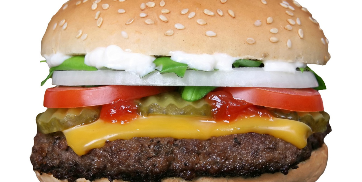 28. maja. Dziś obchodzimy m.in. Światowy Dzień Hamburgera