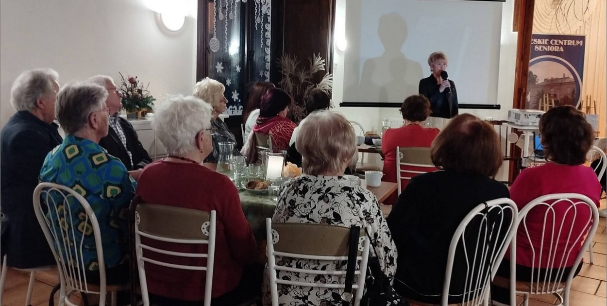 Twórczy wieczór z Grażyną Ewą Skonieczną w Brzeskim Centrum Seniora