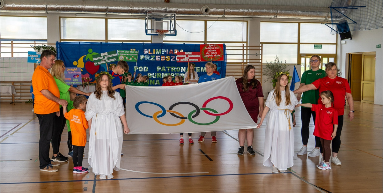 Mali sportowcy w akcji. III Gminna Olimpiada Przedszkolaka w Łosiowie