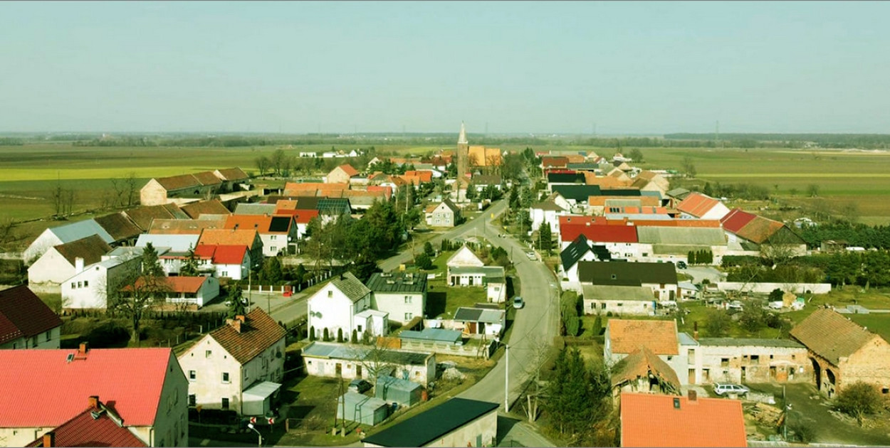 Dwa dni przed Dniem Sołtysa mieszkańcy Młodoszowic odwołali swoją sołtys