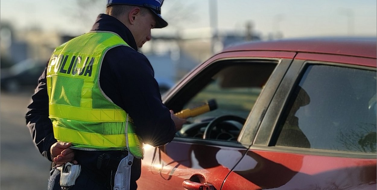 Świadek pomógł zatrzymać kierowcę. Miał prawie 1,5 promila