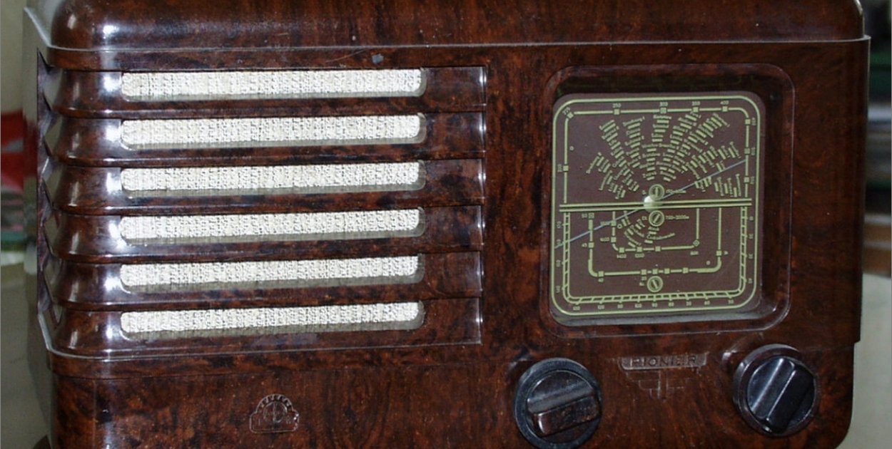 Radio, Parkinson i bezrobocie. Co świętujemy 11 kwietnia