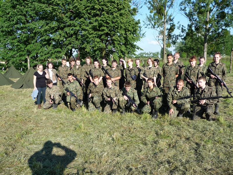 Młodzież na szkoleniu ze środków Ministerstwa Obrony Narodowej