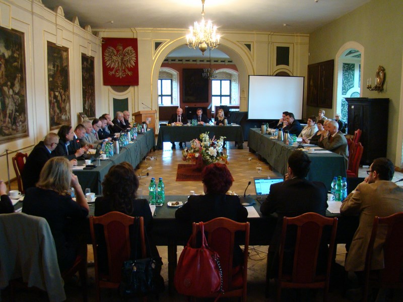 XI posiedzenie Rady Powiatu Brzeskiego – relacja na żywo