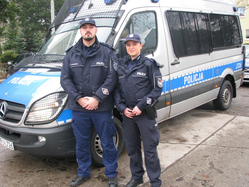 Policjanci z Brzegu uratowali 41-letniego mężczyznę