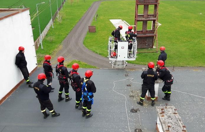 Szkolenie wysokościowe brzeskich i grodkowskich strażaków