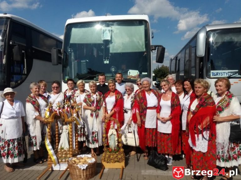 Delegacja z Gminy Olszanka na Dożynkach Jasnogórskich
