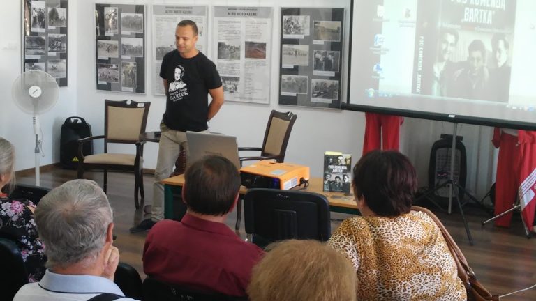 Spotkanie z Panem Tomaszem Greniuchem w Miejskiej i Gminnej Bibliotece Publicznej w Grodkowie