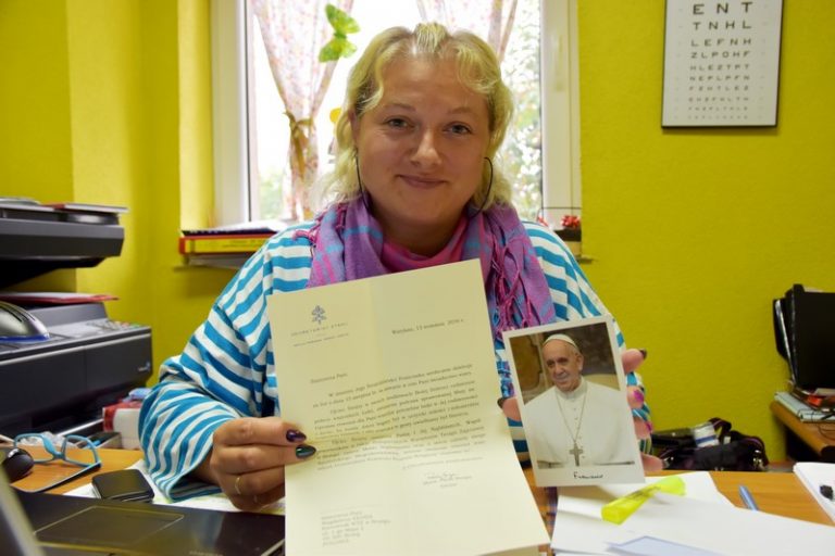 Papież Franciszek pobłogosławił uczestników i organizatorów IX Wojewódzkiego Festiwalu Piosenki Religijnej w Brzegu