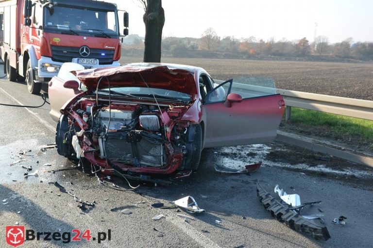 Wypadek w Brzegu na ul. Krakusa. Sprawca uciekł z miejsca wypadku