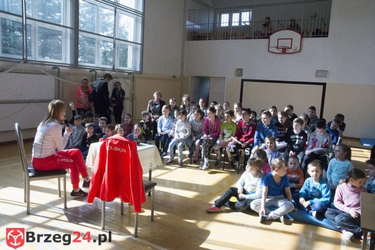 Spotkanie z mistrzynią paraolimpijską w szkole w Gałązczycach