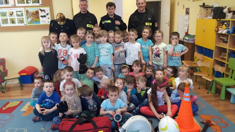 Wizyta strażaków w Publicznym Przedszkolu w Olszance