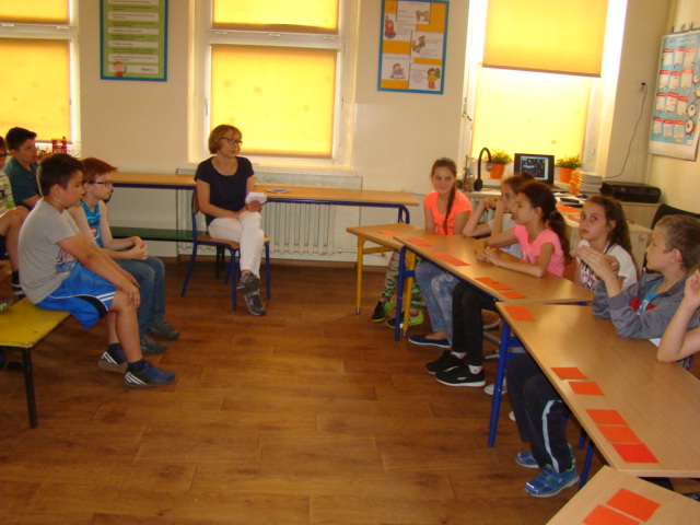 Turniej wiedzy o zdrowym stylu życia w Publicznej Szkole Podstawowej w Łosiowie